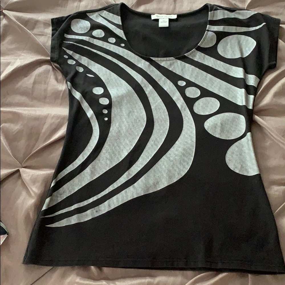 White HOUSE black Market tee